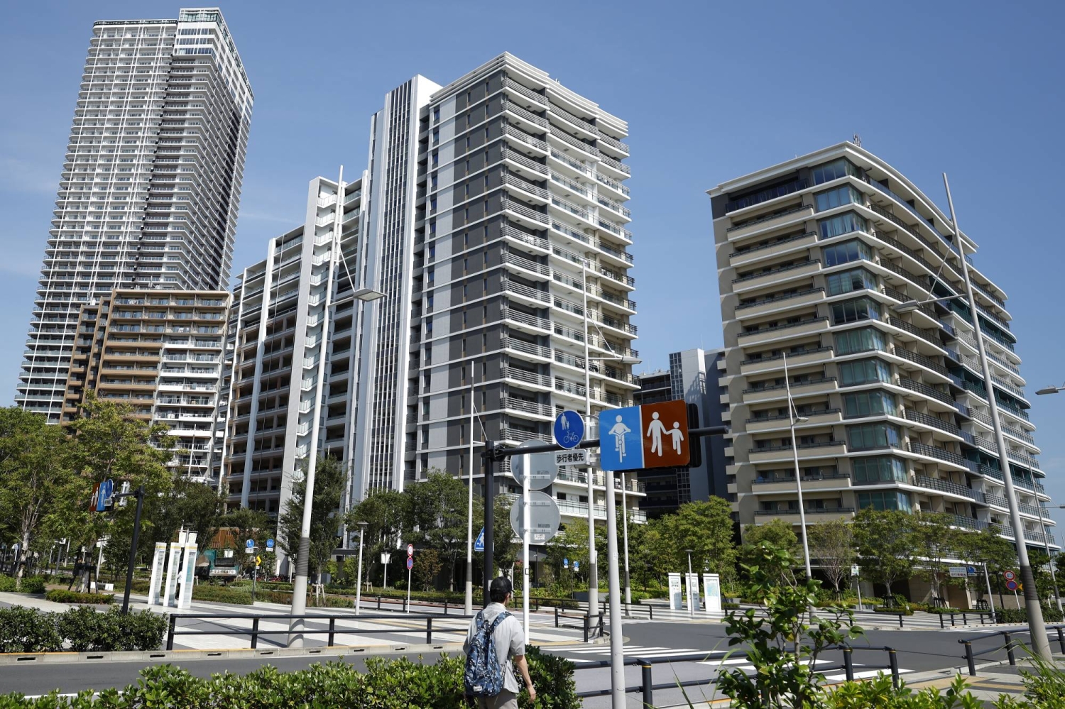  Tokyo used condo prices fall after 28 months as declines in central wards spread  — Japan Times